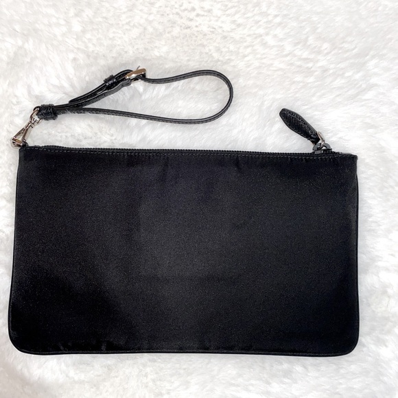 Prada wristlet - Picture 3 of 11